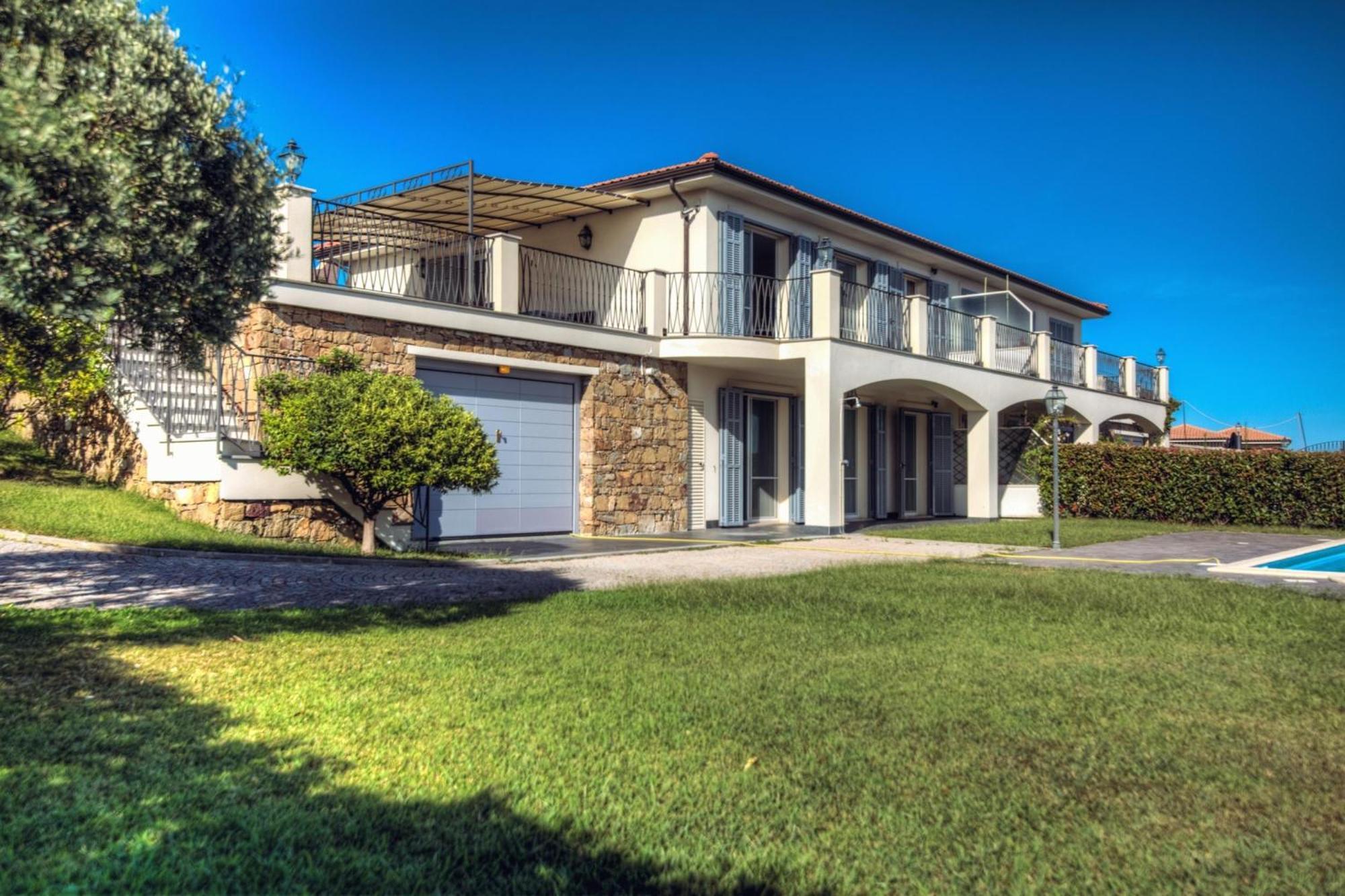 Villa Lucia Riviera Dei Fiori Pool - Happy Rentals San Remo Extérieur photo
